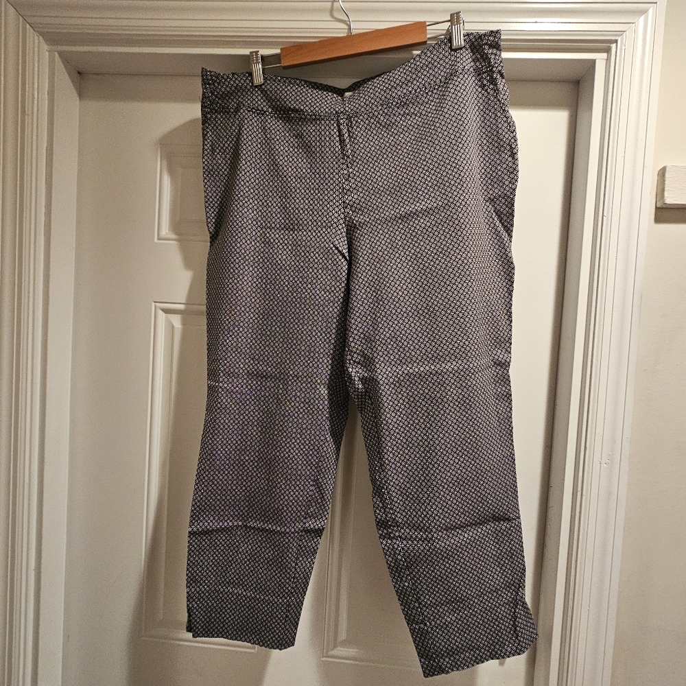 Cute Like New Dalia Black and White Ankle Cropped Pants